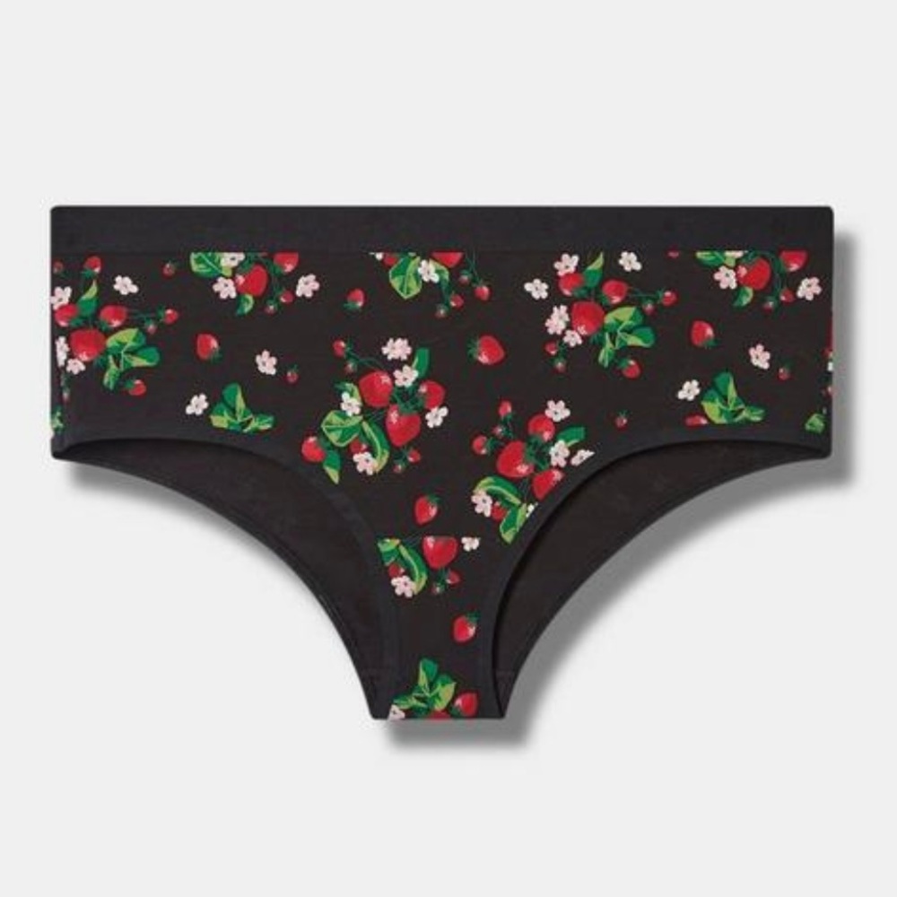 NWT Torrid Cotton Mid-Rise Cheeky Black Strawberry Panty 5X 28